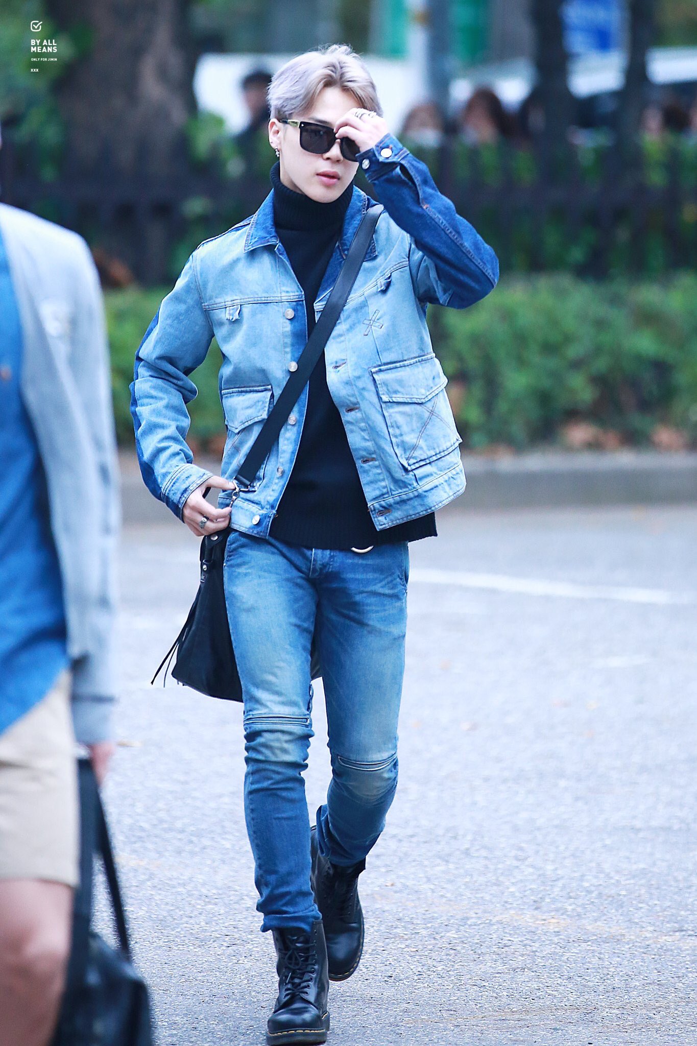 Jimin Indonesia on Twitter: "[📷] 161021 #JIMIN #BTS Arrive at KBS