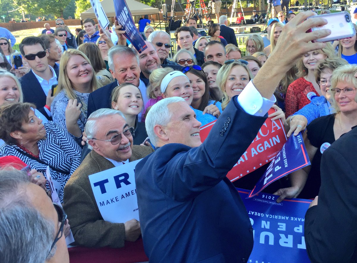 Mike_Pence's tweet photo. Great rally at @CatawbaCollege! We're fighting to give every American, in every corner of this nation, the chance to live out their dreams. https://t.co/SrLLhVDsjX