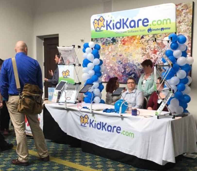 CACFPtakeACTION's tweet photo. @MinuteMenu @KidKareTweets making it happen @ the @CCFPRoundtable conference #CCFPRT16 #CACFP @FoodAndSupply  part of the Learning Exhibitor https://t.co/6mtRJJPT0L