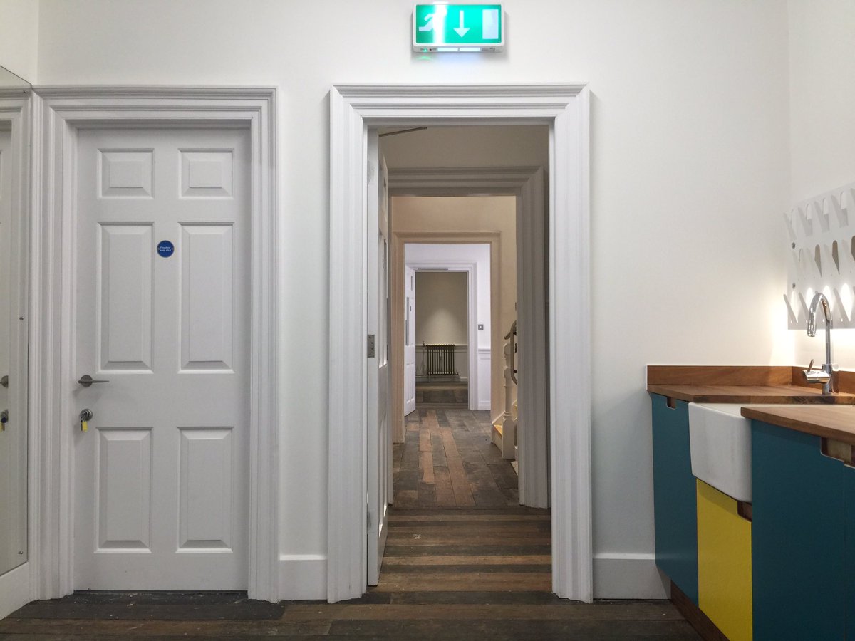 _MatthewRust's tweet photo. Some of my favourite quirky moments at 37 Queen Street @cany_ash @ashsakula @robertsakula @spacestudios https://t.co/5m2U5oXTlF