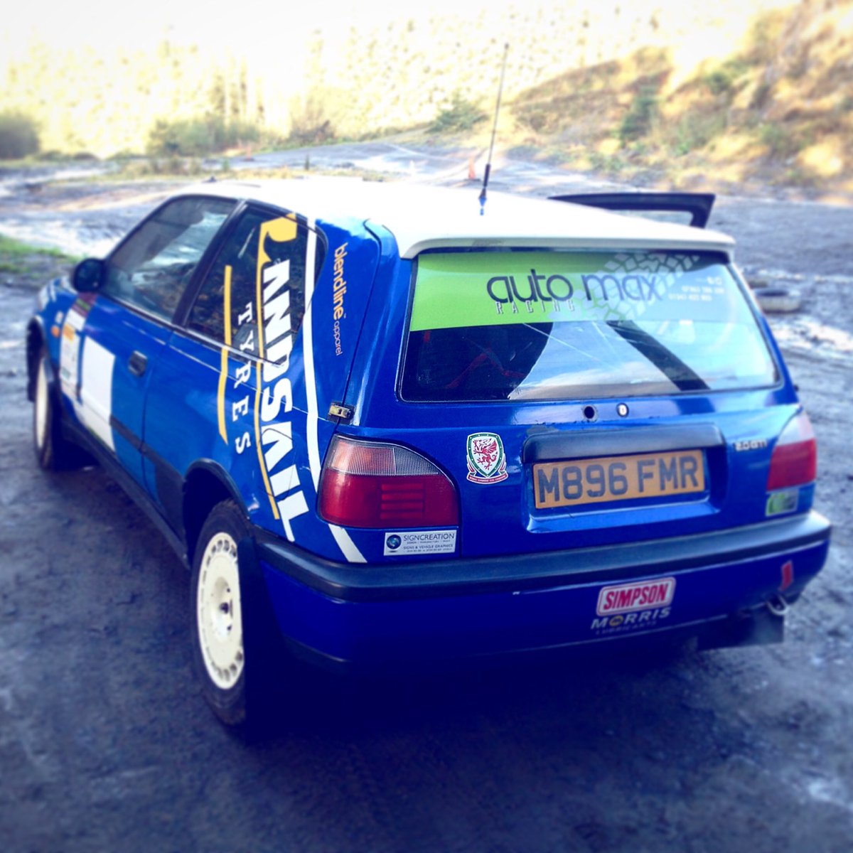 The ultra cool BL supported #Nissan Sunny GTI of @SionEllis86 &amp; <a href="/automaxracing/">Automax</a> at last weeks <a href="/landsail_tyres/">Landsail Tyres</a> day