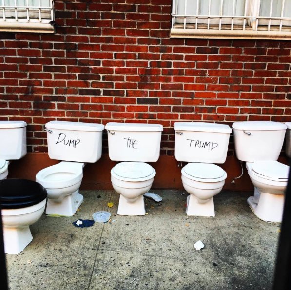 NYPDTWEETTOWER's tweet photo. COMMUNITY ALERT: PLS DO NOT LEAVE DISCARDED TOILETS ON THE SIDEWALK. TAKE THEM TO TSP FOR #DUMPEST! https://t.co/YvBSgnb1rv @EVGRIEVE https://t.co/Zcq8wBcpnw