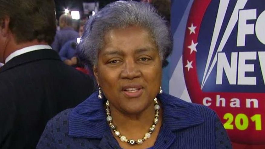 FoxNews's tweet photo. Tech blogger finds proof DNC chief's emails weren't 'doctored' despite claims  https://t.co/yjPSNHzzPG https://t.co/cqtaaDByMy