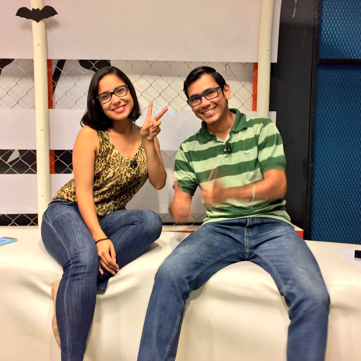 VivaNicaragua13's tweet photo. Es hora de #Cancha13 @MariangelesRM1 @alderosorioh 😋✌🏾️ https://t.co/jizOkNUjIV https://t.co/IWZ7BuIpjJ