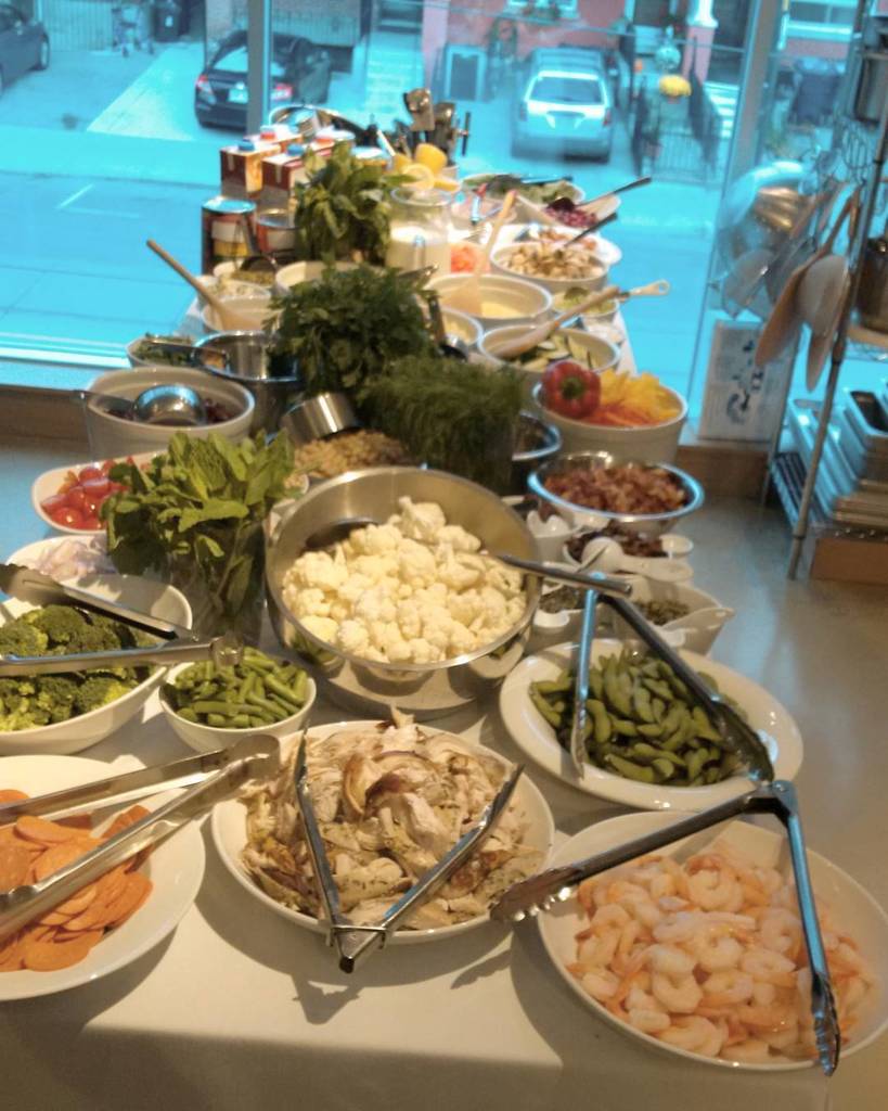 CarolineJBecker's tweet photo. @barillacanada #prontonight the #ingredients @cheflorenzoboni #onepan #noboil #nodrain #st… https://t.co/sj9ZVv0u1i https://t.co/AhW7byCB41
