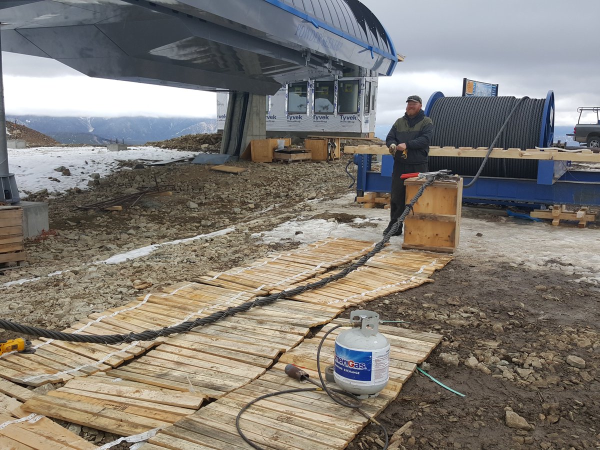 bigskyresort's tweet photo. LIFT CONSTRUCTION UPDATE: Our crews are ready to pull the haul rope! #powderseeker #bigskyresort #workhard #playhard https://t.co/VPhoTzvfzw https://t.co/joztPWwf0F