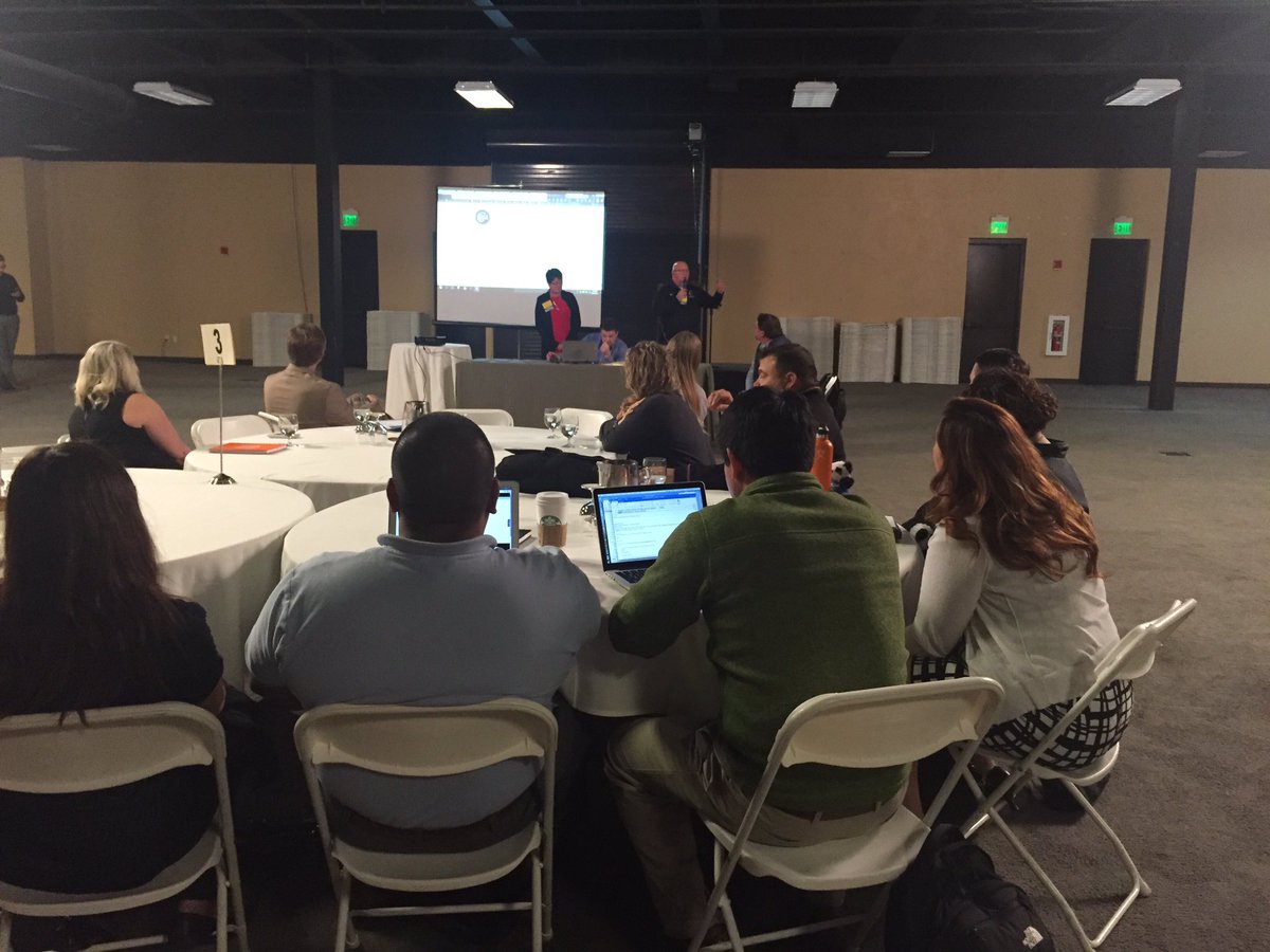 COSALeaders's tweet photo. #EdCamp is happening at #cosa2016prin w @lee_w_loving and @ggredlinger! Time use the expertise brought by all our attendees! https://t.co/v33xUt33hE