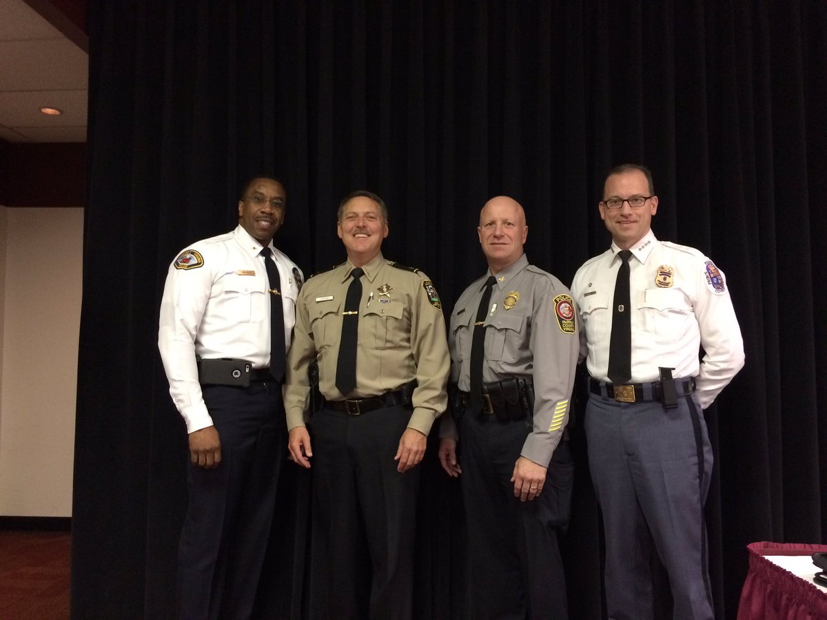 Attended a forum with area Police Chiefs on Community engagement <a href="/PGPDNews/">PGPDNEWS</a> @fairfaxpolice  <a href="/LoudounSheriff/">Loudoun County Sheriff's Office</a> <a href="/LeesburgPolice/">Leesburg Police, VA</a>