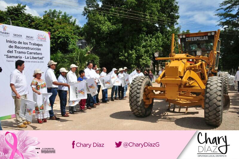 CharyDiazG's tweet photo. Con mucha alegría acompañamos al Gob @RolandoZapataB la entrega de caminos saca cosechas en Santa Ana y la Libertad comisarías de Tizimín. https://t.co/orVqcQ6ycV