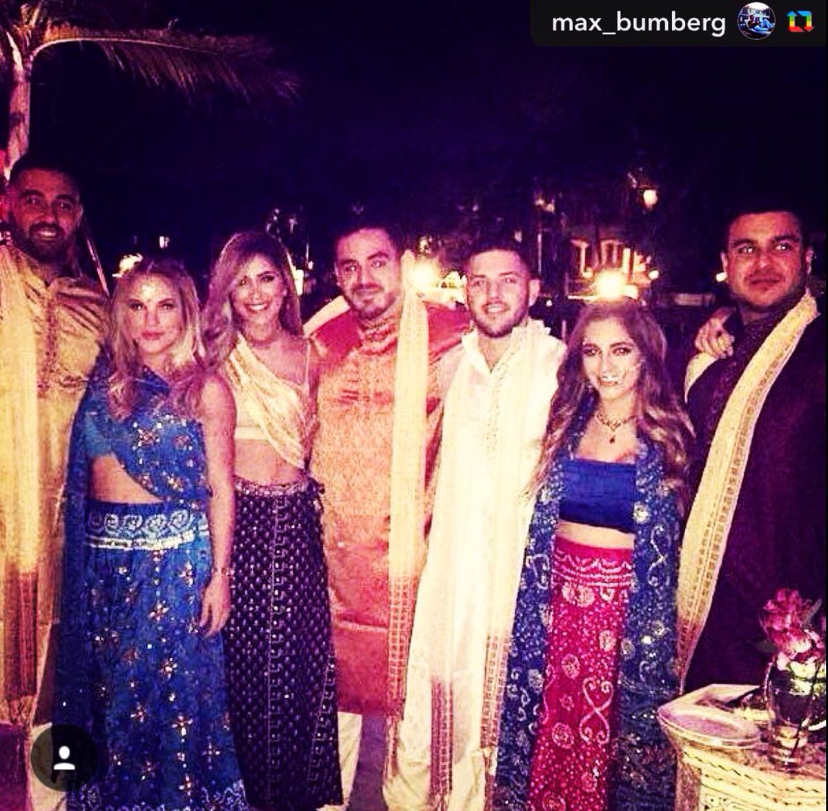 rupees_inc's tweet photo. Love our clients rocking their Rupees Fashions!  #Rupees_Inc #BollywoodNight #Bollywood #MensWear #Sarees #Jewelry #SariSwag #Wynwood #Miami https://t.co/DqySZ7cMub