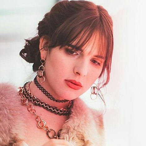 STARRS_LONDON's tweet photo. #STARRS #AW16campaign @harinef Available online now @HarveyNichols 
https://t.co/QAzyHM15cI
#jewellery #HarveyNichols #harinef #fashionfilm https://t.co/xYusgURJbA