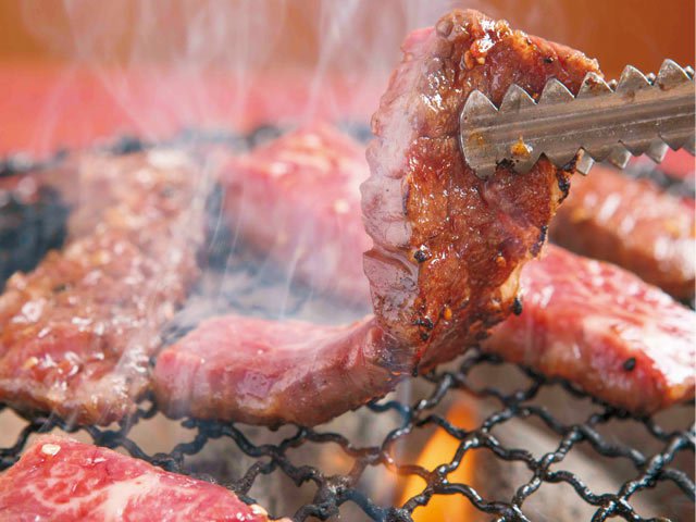MonoNews's tweet photo. 焼肉通が教える！東京都内のおすすめ絶品焼肉店１０選をご紹介します。
https://t.co/a0VT8arR9E #都内 #焼肉 #絶品 https://t.co/g01j41qemy https://t.co/XeFnQunoEh