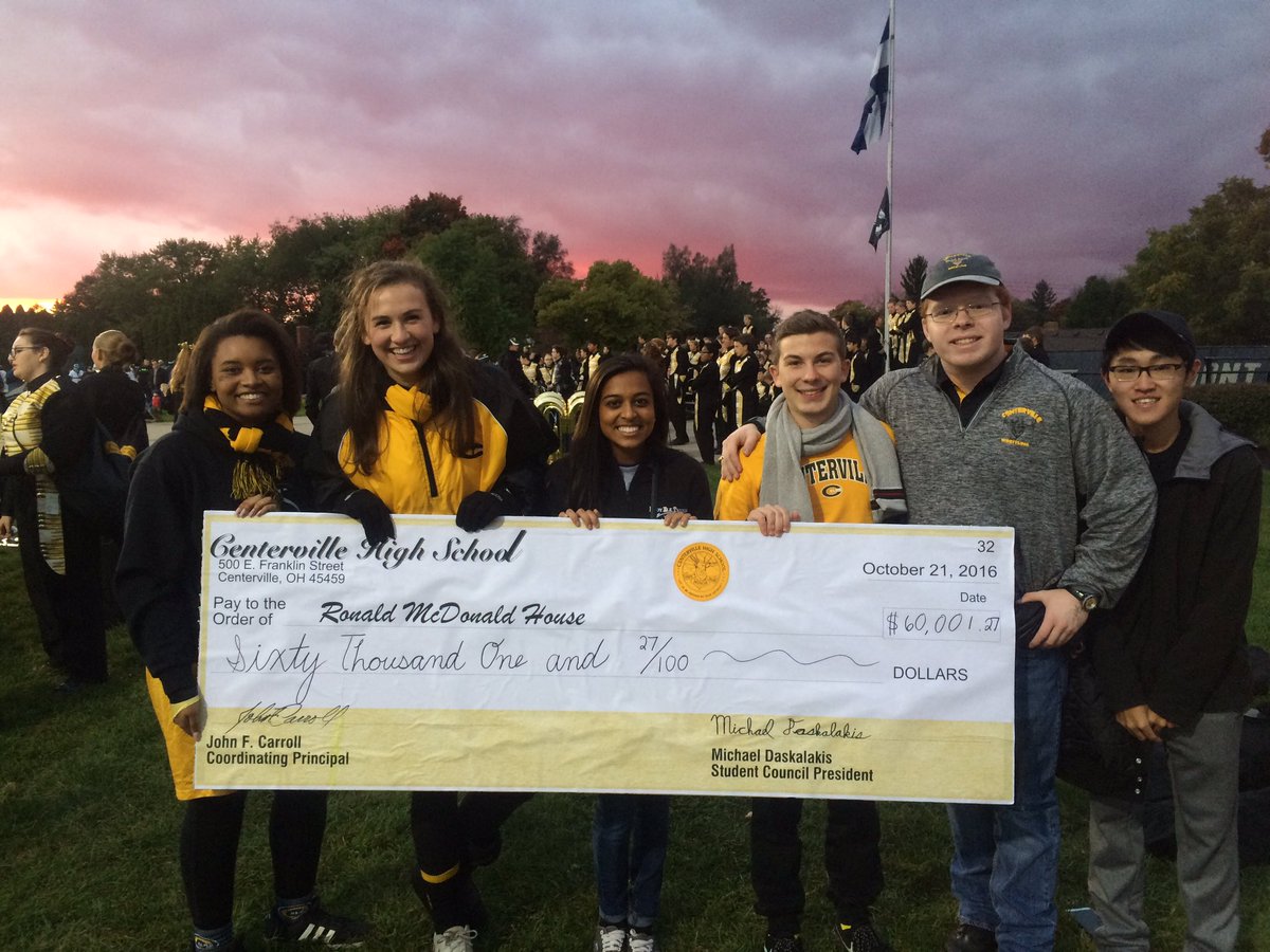 ElksStCouncil's tweet photo. Thanks for all the support. New CHS Spirit Chain record. $60,000+ https://t.co/lhfObRwhij
