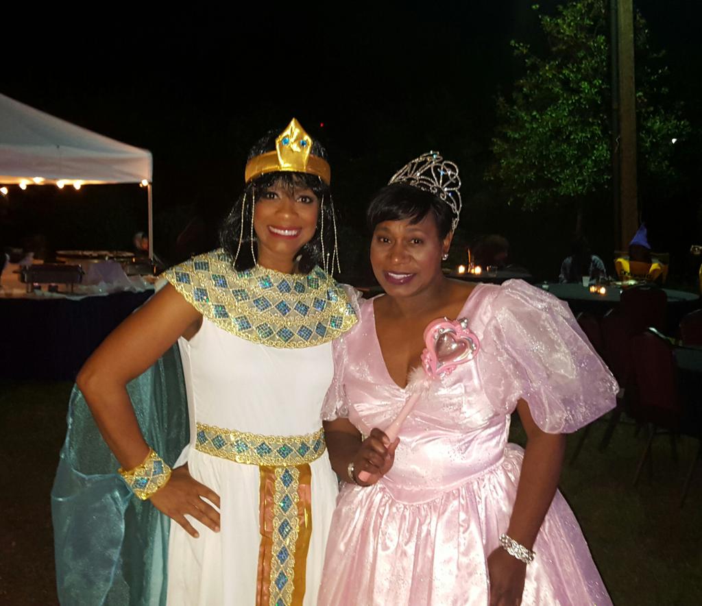 MoWillMedia's tweet photo. Great time cohosting with @cherbest  Paine College Halloween Costume Fundraiser! https://t.co/k8sdK55ZNH