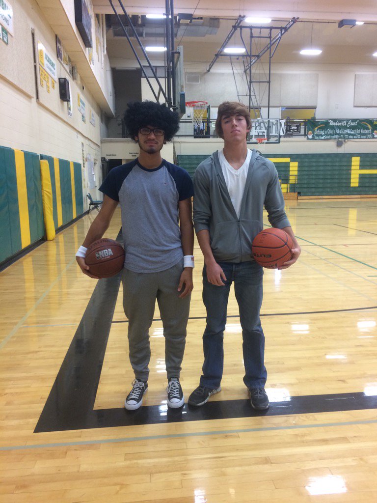 chavedan16's tweet photo. Get'cha Head in the Game π #spiritweek16 #disneyday @KevRivers23 https://t.co/LwcWOnJZ3n