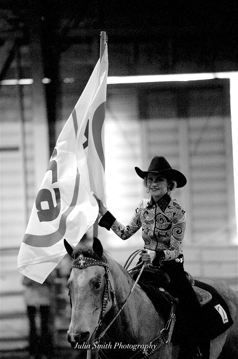 sryforuraccount's tweet photo. More pictures just because I'm so excited!!! #canbyrodeo #rodeoprincess https://t.co/EGzG1GXsQp