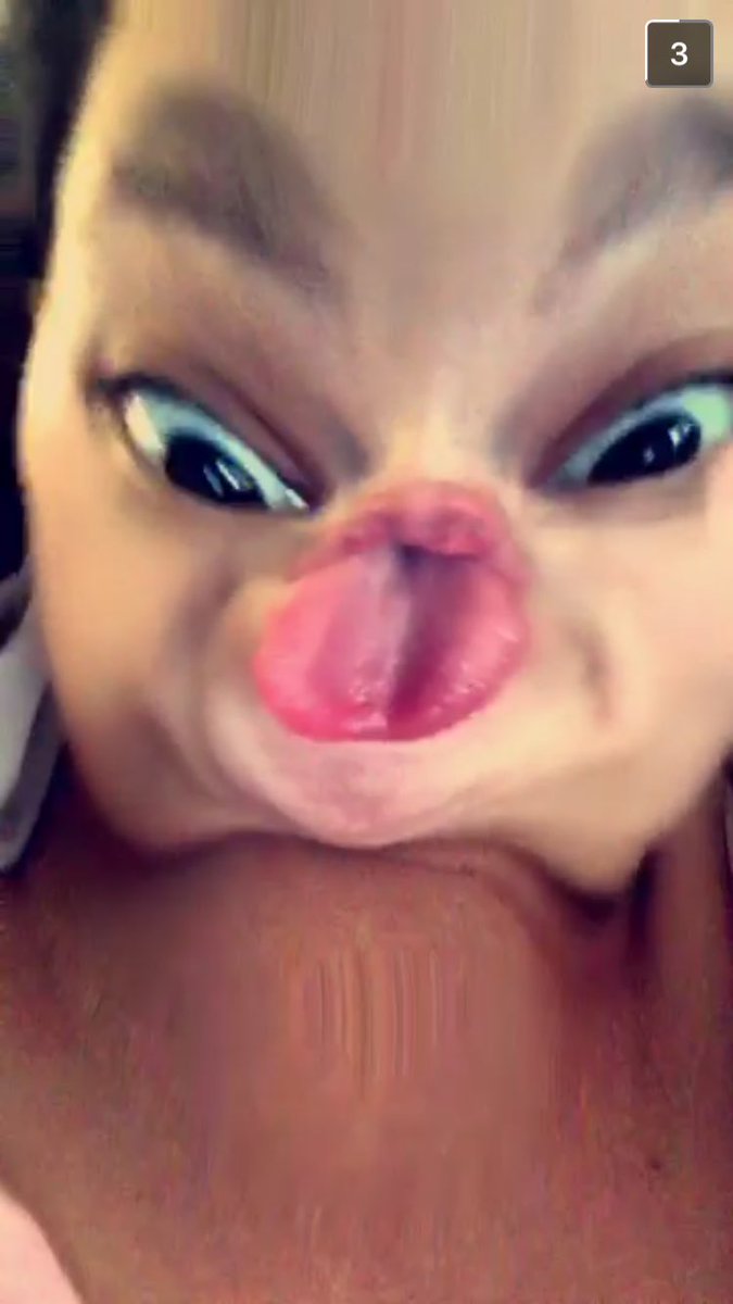 teresolisg's tweet photo. Como cuando pasa la que te car mal y le sacas la lengua #perraza #comosiempreganando @micheelgtz https://t.co/PvSewrSSY9