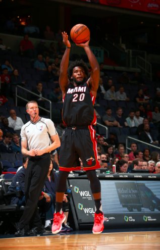 nbastats's tweet photo. #OneTeamOneStat 39% of @MiamiHEAT three-point attempts came from the corners, the highest mark in the league: https://t.co/Le79NWzW2K https://t.co/gVCdgAoJzD