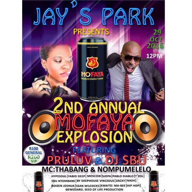 Sosha_Hustler's tweet photo. @djsbu @mofaya_official @monovistaa @DJSbuBreakfast @Pruluv10  MoFaya 2nd AnnualExplosion Mpumalanga Delmas JaysPark
#Pruluv
#Djsbu
#MoFaya https://t.co/4TOwim8lnZ