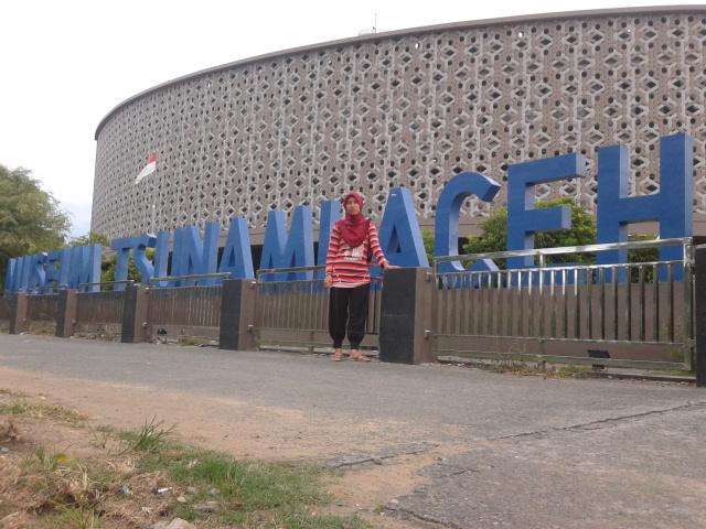 t_saberd's tweet photo. Museum Tsunami,Banda Aceh. https://t.co/R2euXBj2gX