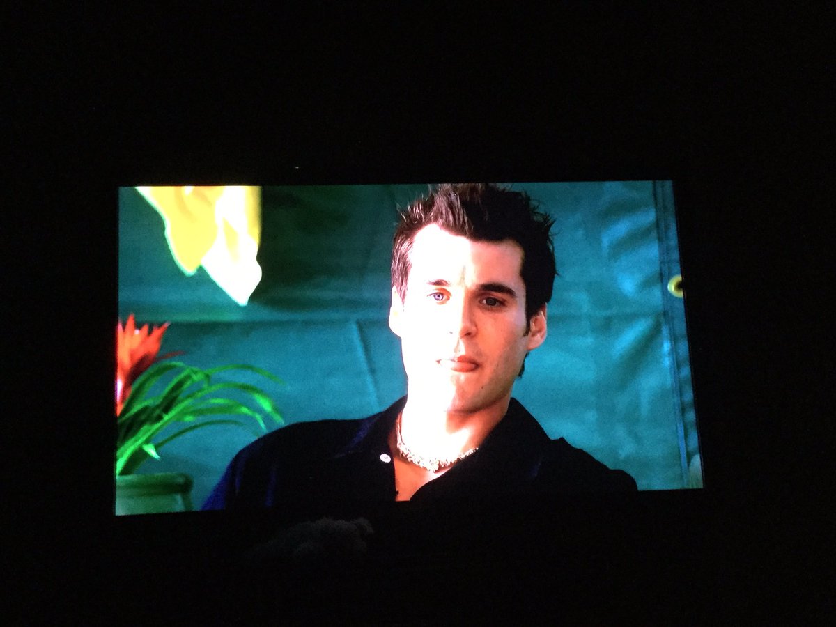 olekranahn's tweet photo. ending the evening with H 😆🌴🌊@davidcaruso1  @Sean_M_Maher #CSIMiami   #rorycochrane was always my favorite #Speedle https://t.co/XRalDuyuF6