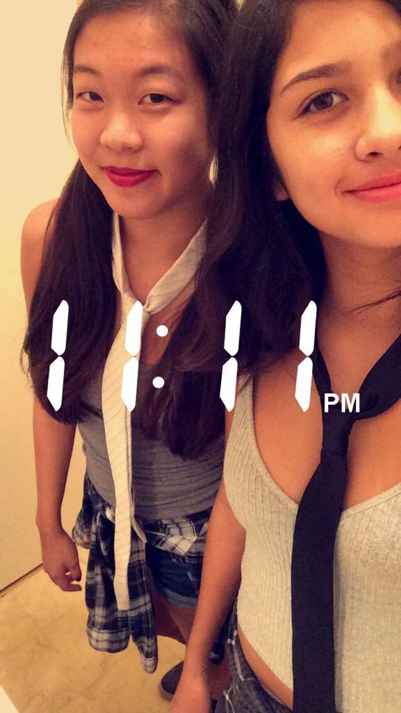 annaaakin's tweet photo. tb to Halloween 2015, one of the most memorable nights with my best friend💜 https://t.co/To5lR61xK6