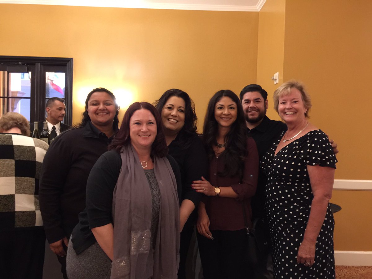 CaroleRuvalcaba's tweet photo. @YMCAofSV staff &amp; volunteers honoring retiring CEO Kathy Riggins https://t.co/lwhMvJOrlB