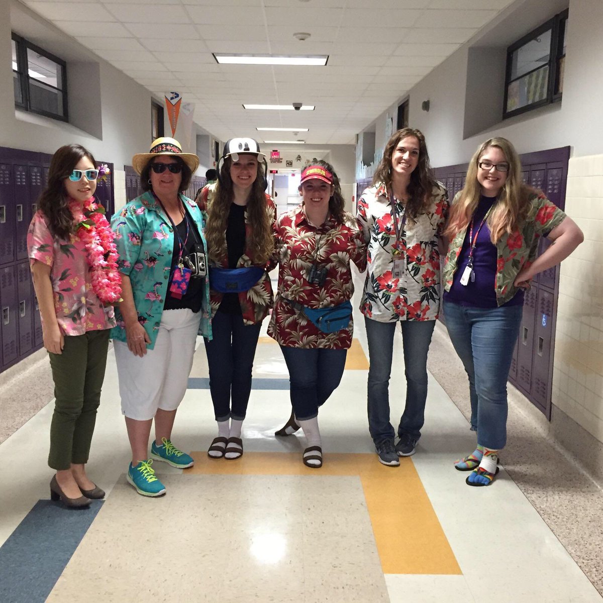 MsKMath's tweet image. Say no wherever you go! #risdgreatness #redribbonweek #yolobedrugfree