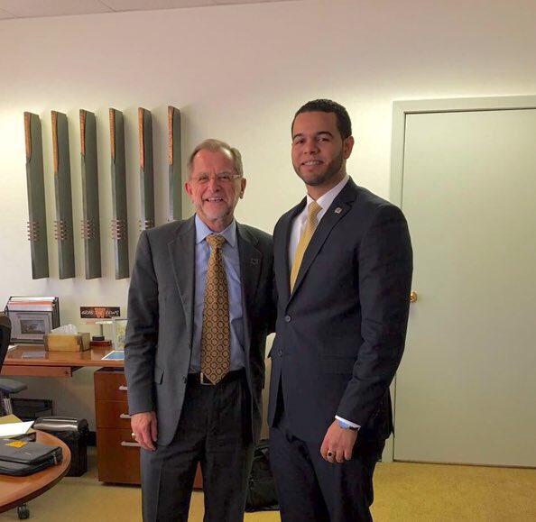 CarlosAmaranteG's tweet photo. Visita al Presidente de la Universidad Western Michigan, Dr. Jhon Dunn, para estrechar las relaciones de colaboración con nuestra provincia. https://t.co/Icve9vvfTx