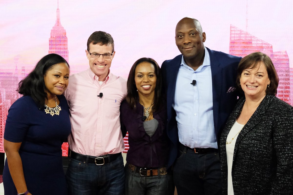 VickiHuff990's tweet image. New Ventures, values and more @PwC_LLP TownHall with Dr. Kulleni Gebreyes, Penelope Edmondson, @Timothy_F_Ryan and @roy_weathers #PwCValues