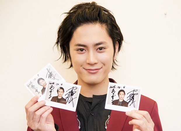 livedoornews's tweet photo. ＼#闇金ウシジマくん 上映中！／
#間宮祥太朗 サイン入りポラを3名様にプレゼント☆★
https://t.co/1X12jhBToi

@livedoornewsをフォロー＆このツイートをRTするだけで応募完了です！ https://t.co/qxCOMGYDCN