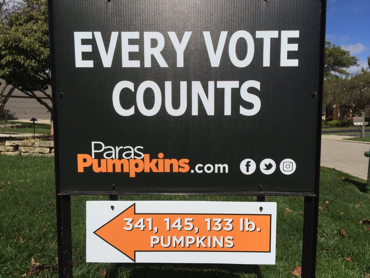 ParasPumpkins's tweet photo. Enough campaigning already...Go vote!!! #Putkin #Clintkin #Trumpkin
#GiantCelebrityPumpkins @realDonaldTrump @HIllaryClinton
@PutinRF_Eng https://t.co/WjPUdHI1Rb