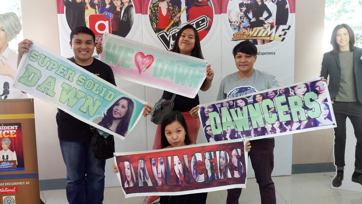 mksia5's tweet photo. @DAWNcers @dawnchangoffcl 1st time ko mag Live support kay Ate Dawn woohooo https://t.co/tYAPdRB1Kk