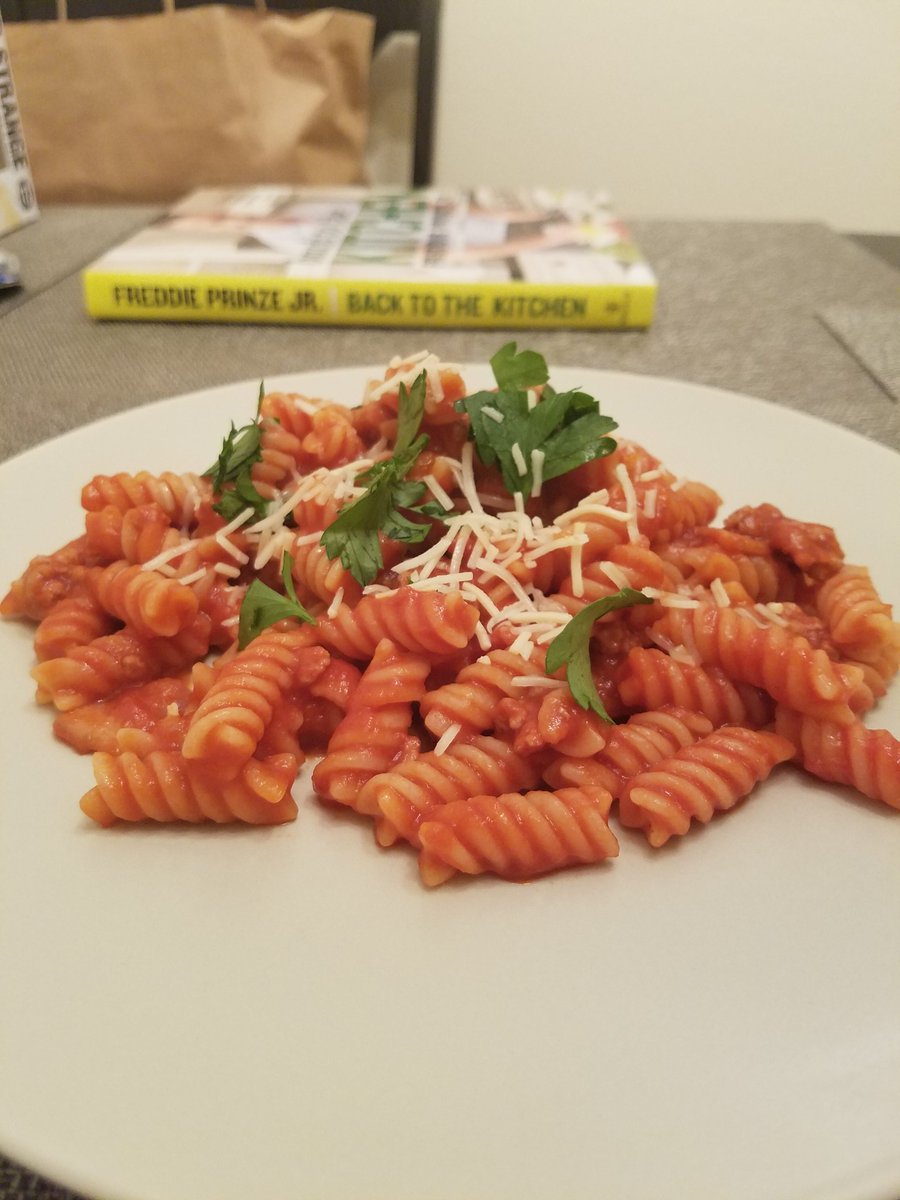 Alex_Quevedo's tweet image. Stalker Pasta by @RealFPJr (sans mushrooms). SO GOOD. I need this all the time. #BacktotheKitchen
