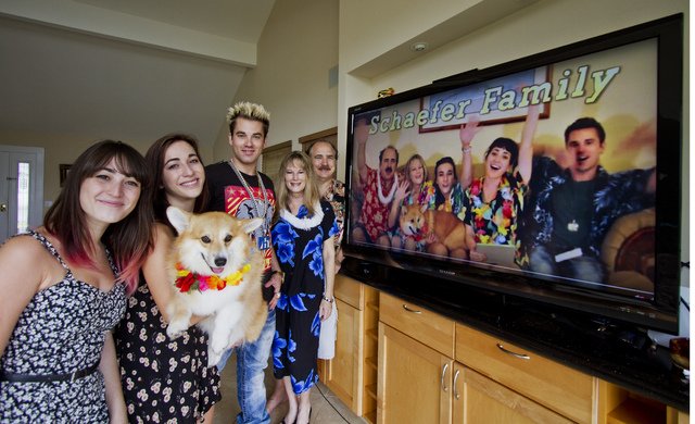 StarAdvertiser's tweet image. Hawaii Kai family appears on ‘Family Feud’
staradvertiser.com/2016/10/24/fea…