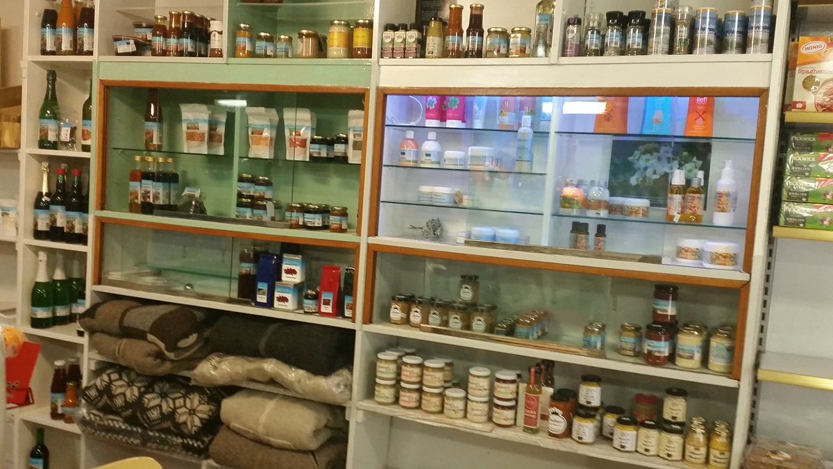 Seizoenseinde <a href="/WRpakhuis/">Wieringer Pakhuis</a> de winkel van <a href="/uiteigenstreek/">Uit Eigen Streek</a> Westerland. Nog 2 dagen open. Daarna in Tutto Hippolytushoef