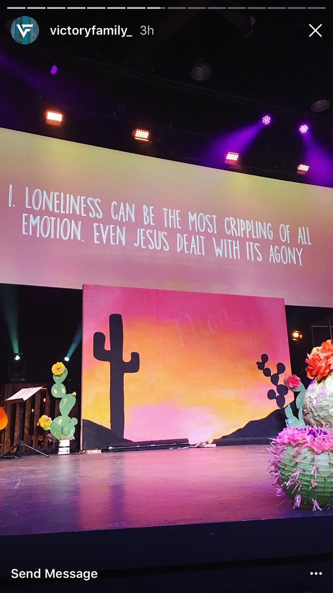 amy_booth's tweet photo. Great job @VictoryFamily_ on the 2nd annual NEON #vfcneon! Great night!! https://t.co/l1IYilobyn