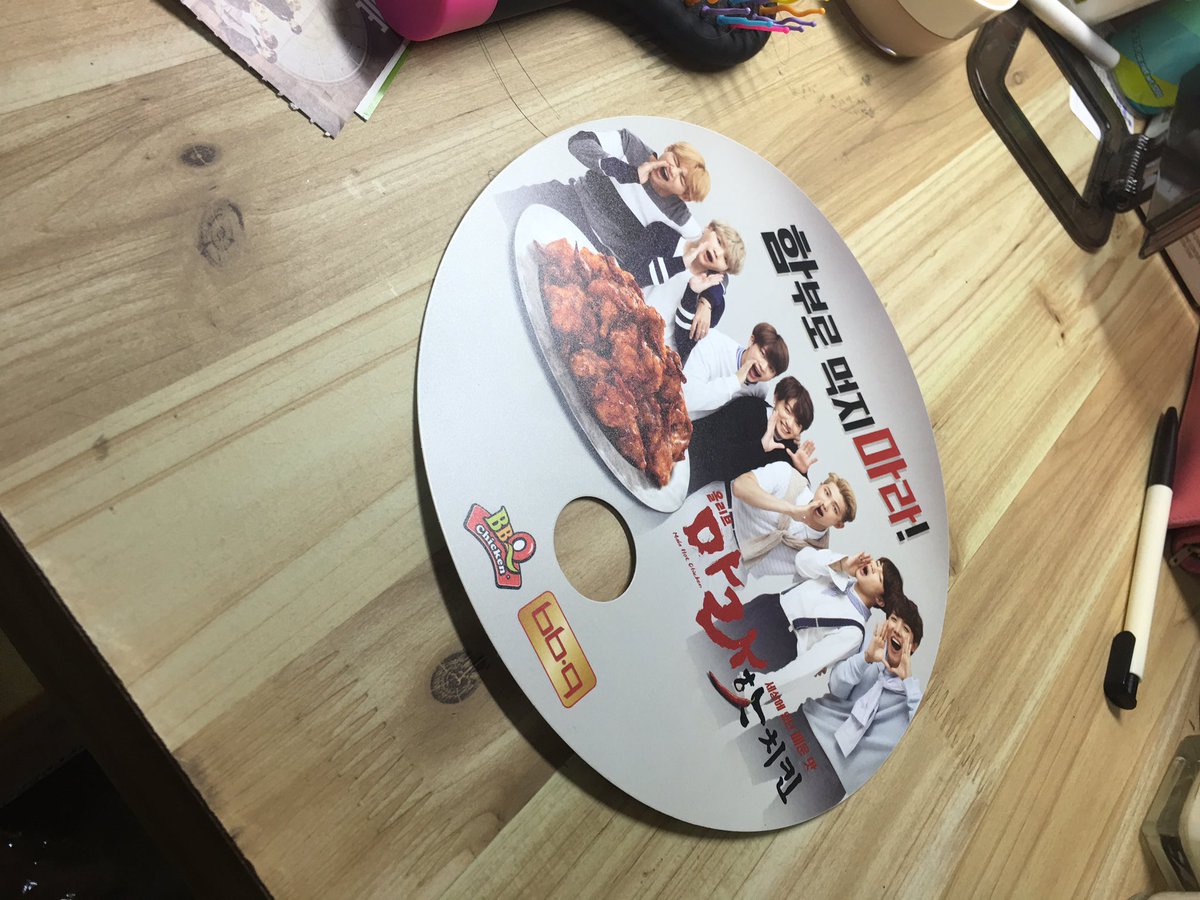 gcoookie's tweet photo. @Y0UTHI0I6 가질래...? https://t.co/UqYRIlFIWP