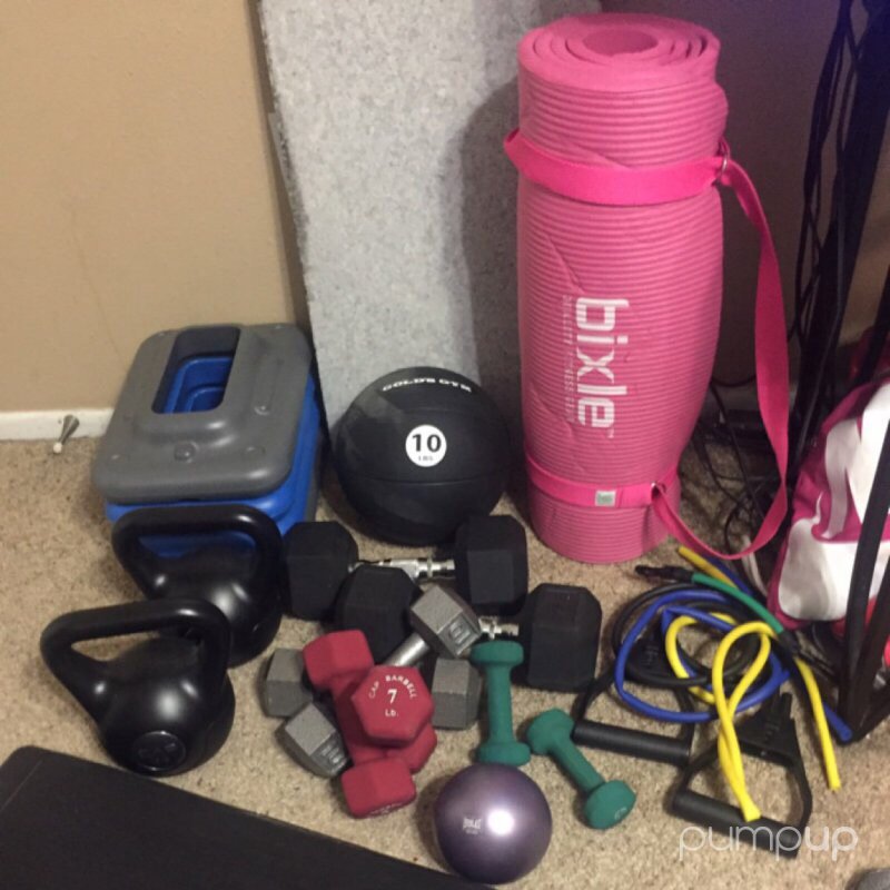 NyanzaLynn's tweet photo. Cardio/resistance training done. Home gyms rocks too! No excuses brings great results. #poweryourgoals @PumpUp https://t.co/gKoSKFY4zX