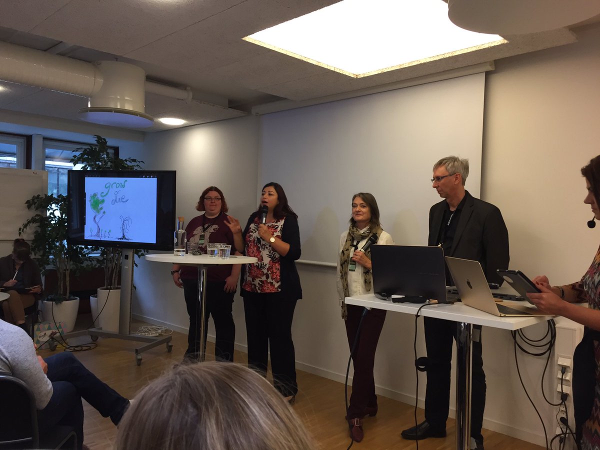 Anatherway's tweet photo. Grow or die panel #agilepeople @Geek_Manager @EPDawna_Jones https://t.co/yVVZkEIJyN