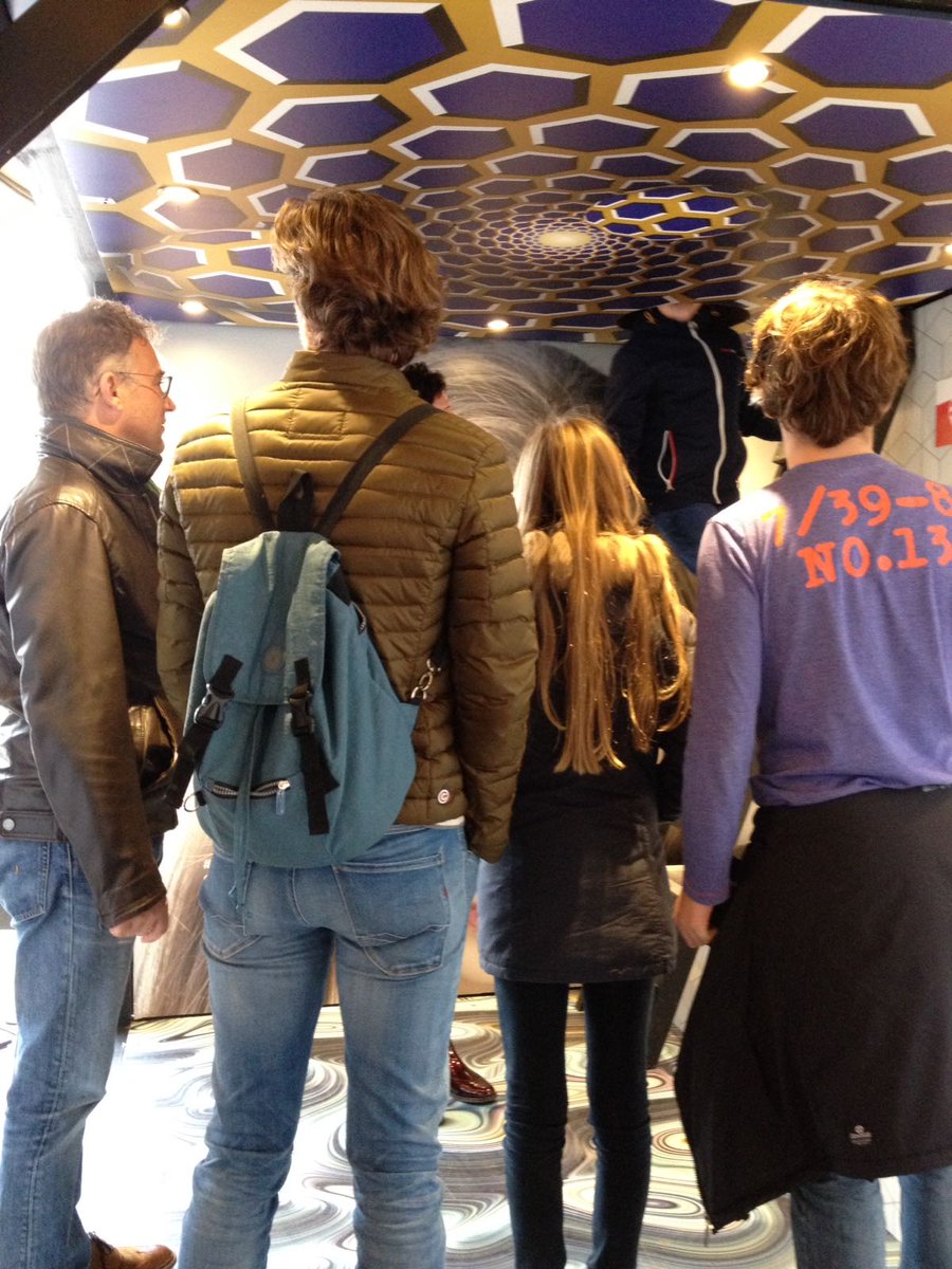 Kom je verwonderen, leer #anderskijken @livinglab2016 CreativityNB #DutchDesignWeek #DDW16 ow.ly/pfEB305vu4H