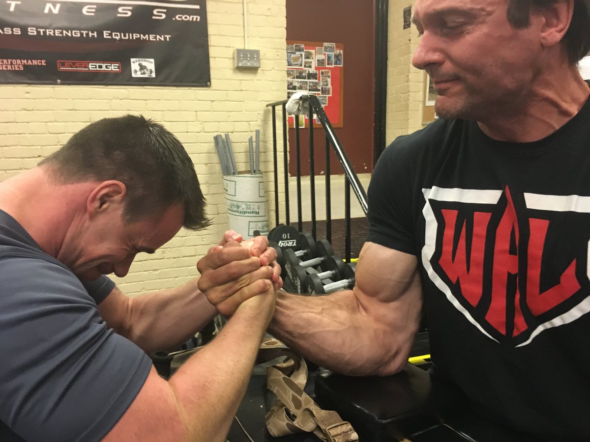 Armwrestler Jeff Dabe's hand size r/pics
