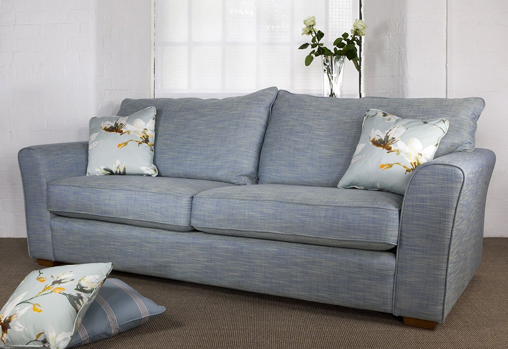 EngCastleFurn's tweet image. Just taken a lovely order for a @CandHfurniture Studio Corner Sofa...should be ready pre xmas :) #collinsandhayes #qualitysofas #cornersofa