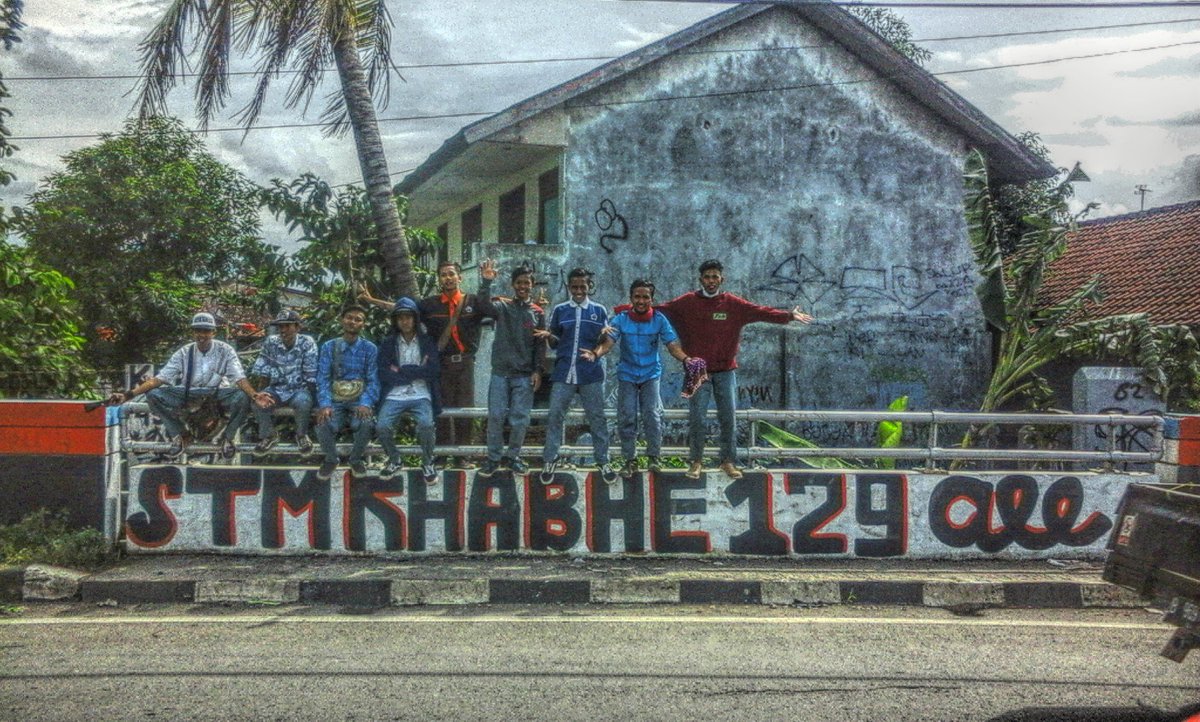 StmKaryabhakti2's tweet photo. Titip salam dari basis
#453m
#Rw525b https://t.co/xyYjsaOzS9