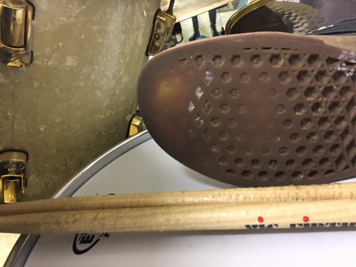 MooseKTL's tweet image. Not much life left in these @VANS_66 almost through. #drummerproblems #moosebullet #vans lasted ages tho.