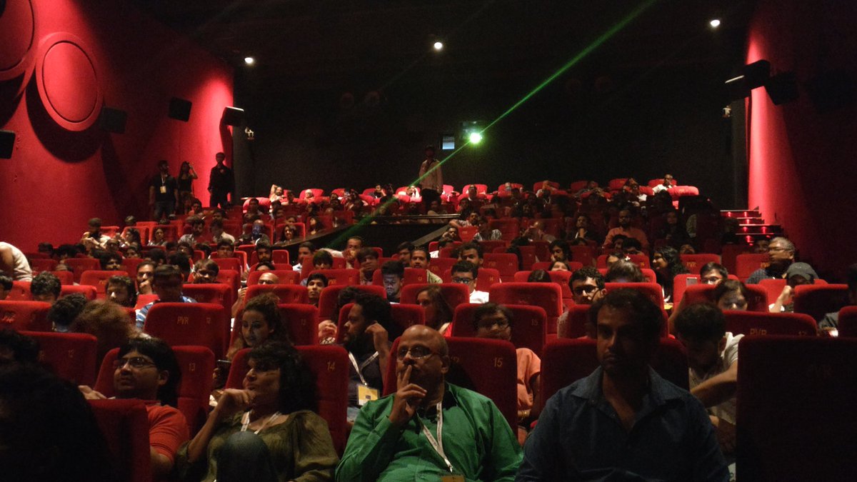 MumbaiFilmFest's tweet photo. Great to see a full house for #HeidiBrandenburg and #MatthewOrzel's award winning documentary #WhenTwoWorldsCollide at #JioMAMIwithStar2016 https://t.co/7yPnUB5ng2