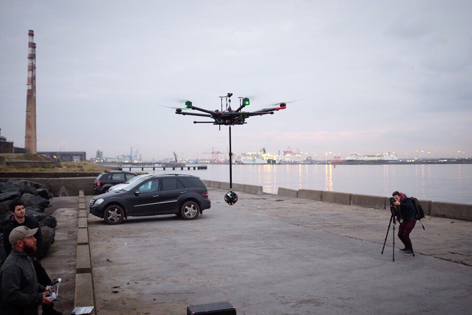 _VISUALISE_'s tweet photo. Good day for a 360Β° drone shoot in Dublin! #visualisevr https://t.co/RY87qx764X