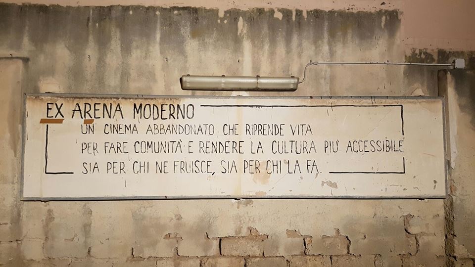 C'era una volta il... cinema Arena Moderno. Oggi c'è uno spazio abbadonato da far rinascere. Enjoy #expostModerno! goo.gl/g3jvXS