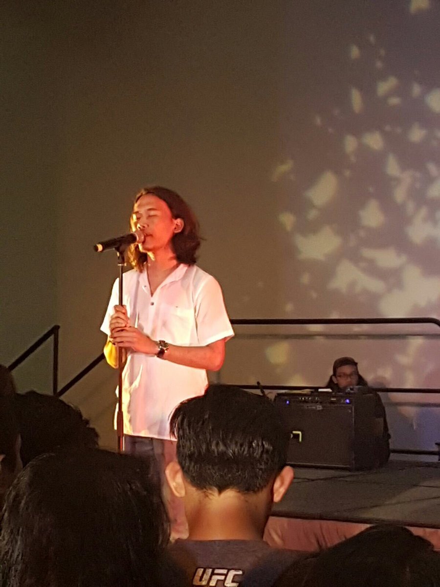 campusartsrp's tweet photo. Amazing show guys!! @JAMMERZARENA 🔥🔥🔥🙌🏻 #Reflectionsartsfest https://t.co/zEN0Sw3EgA