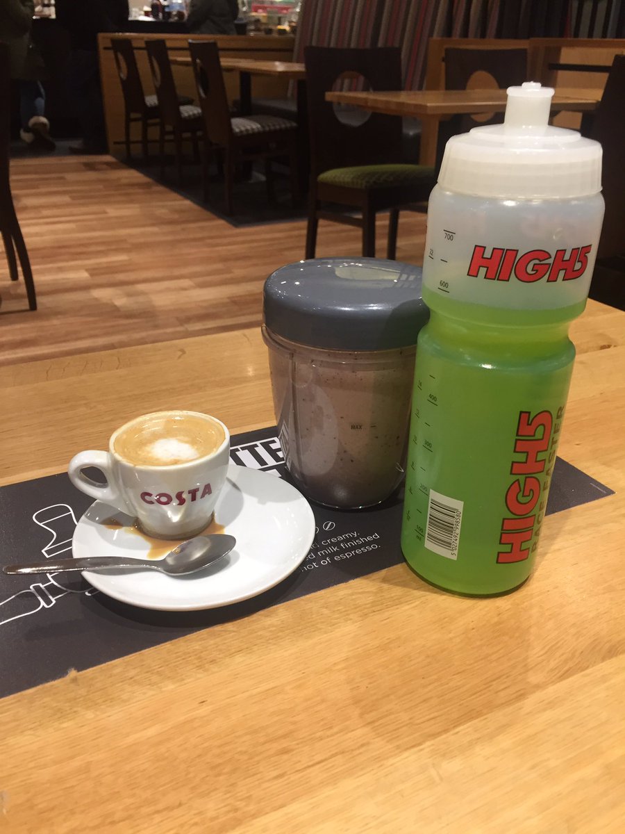 billy_harriss's tweet photo. Post gym drinks #Machiatto #Smoothie #BCCAs https://t.co/9UN9A5884u